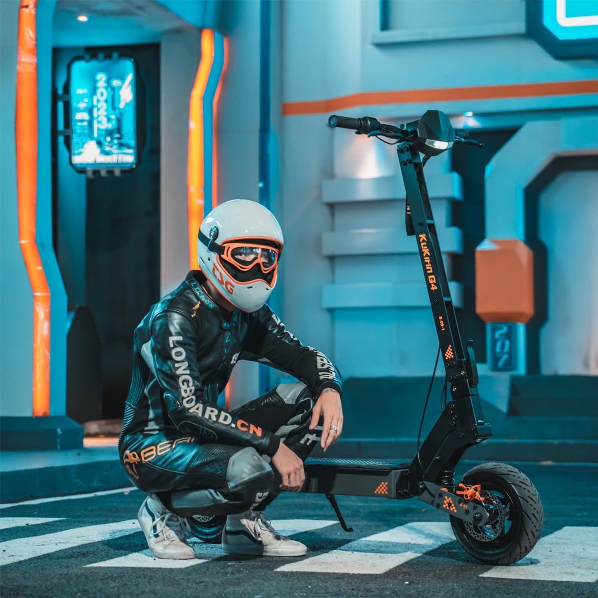 KuKirin G4 Max E Scooter – Leistungsstarker Antrieb, 52V 20Ah Akku, bis zu 75 km Reichweite, 10" Luftreifen, Dualfederung, LCD-Display, IPX4, klappbar – Für Stadt & Lange Strecken – Bild 3